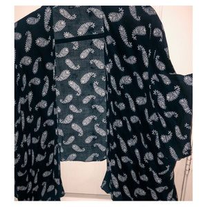 Brandy Melville Patterned Cover-Up/Open Cardigan.